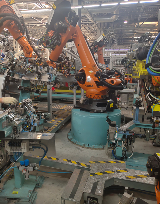 1725411825934335.jpg 北京奔馳完成線Z1