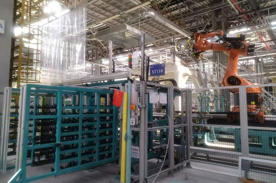 1725413215206735.jpg 北京奔馳LCA改造