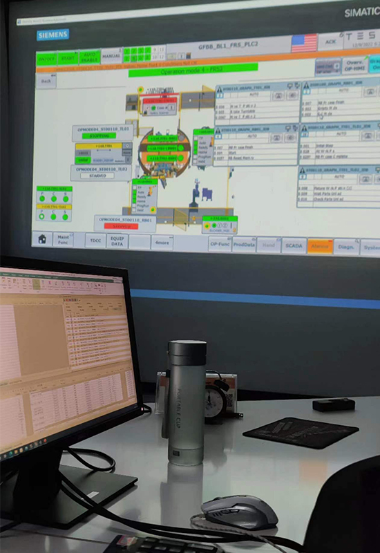 1725415069940674.jpg 柏林特斯拉工廠焊裝主線